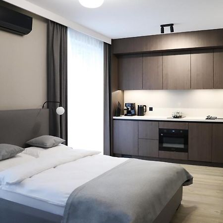 Apartamenty Legionow- A27 Komfortowy Apartament W Centrum Miasta Kaliszki Dış mekan fotoğraf